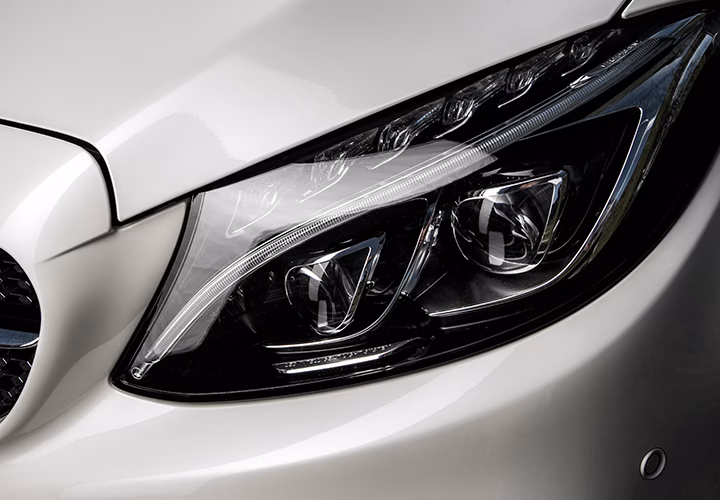 Womit kann man Autofotos bearbeiten?