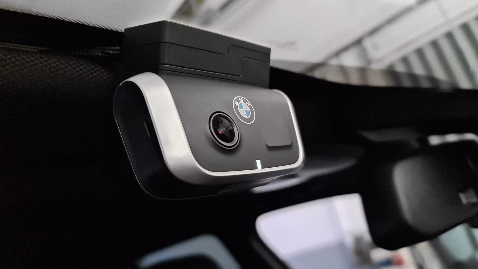 Hat BMW eine eingebaute Dashcam?