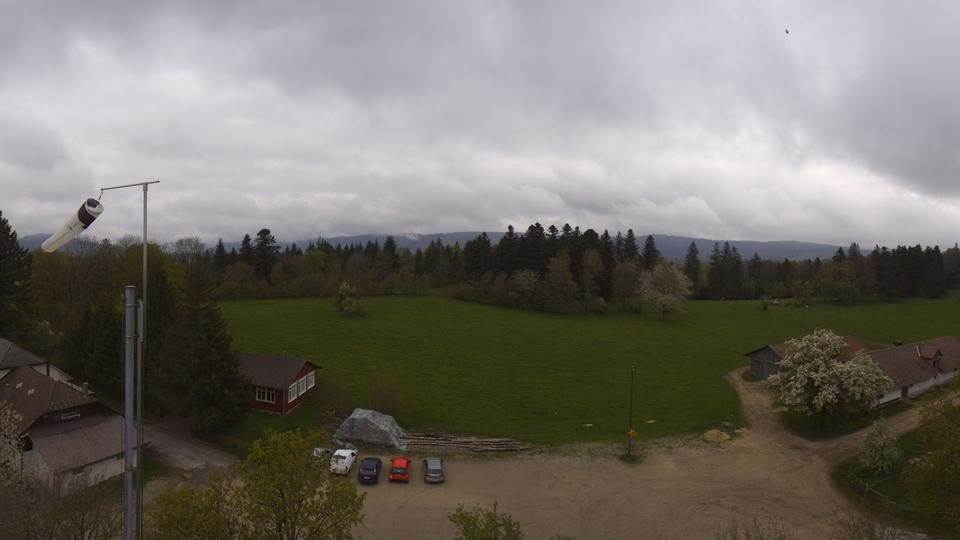 Wie hoch ist der Bözingenberg?