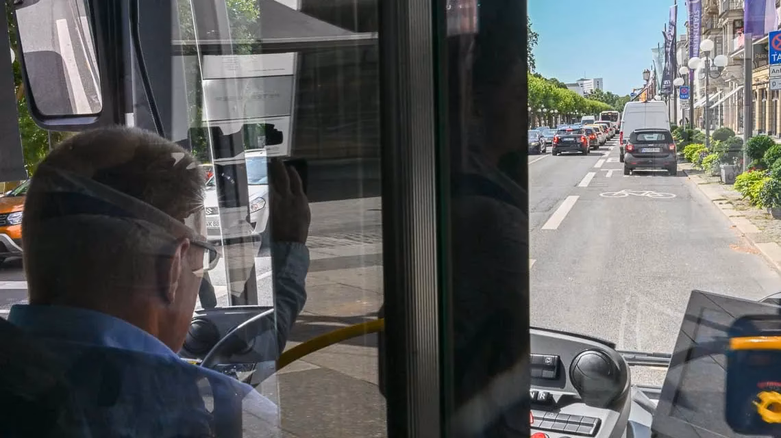 Haben Busse Frontkameras?