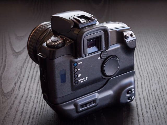 Wann kam die Canon EOS 5 heraus?