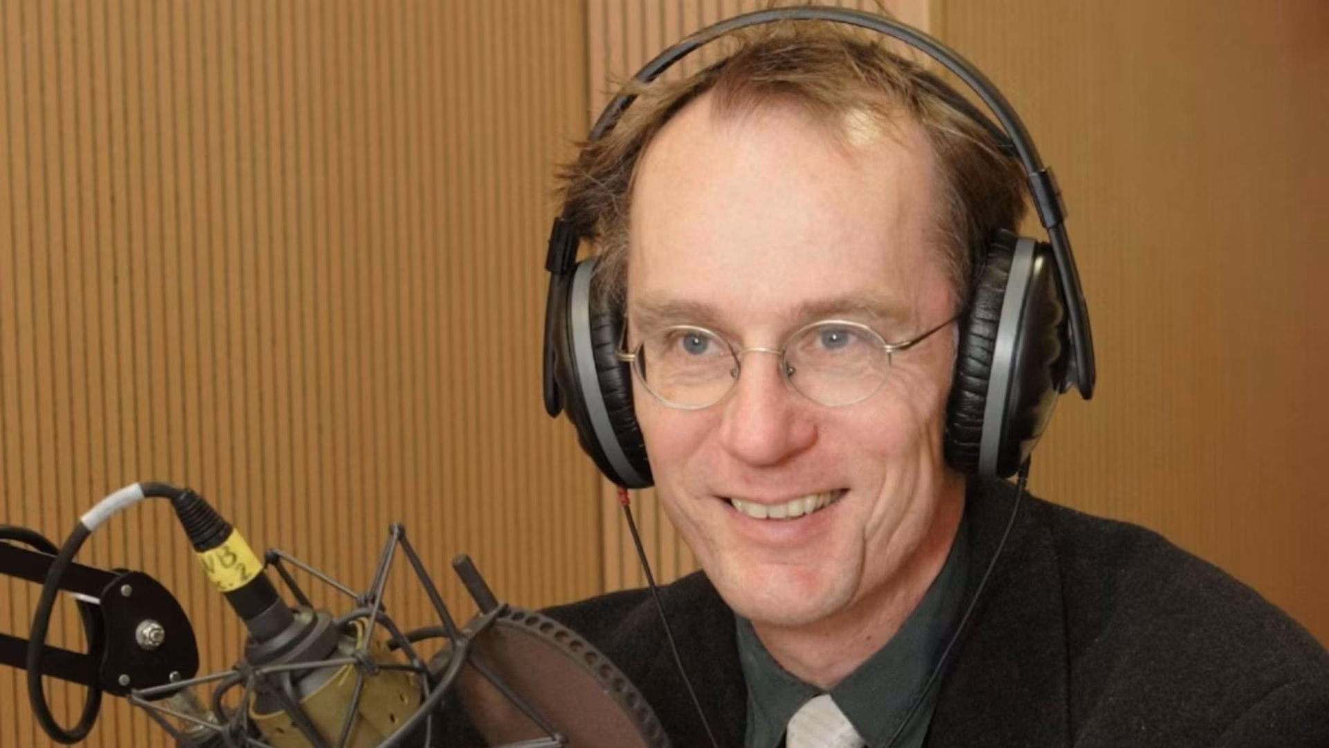 Wer ist der Mann hinter der Kamera beim perfekten Dinner?