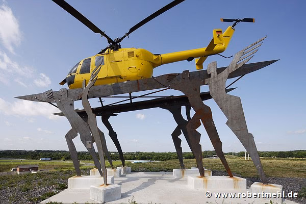 Warum steht am Kamener Kreuz ein Hubschrauber?