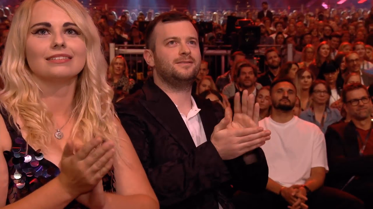 Welchen Schulabschluss hat Domtendo?