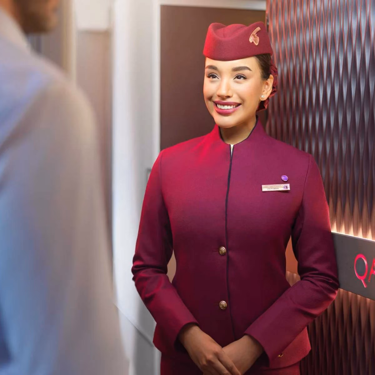 Welche Fotogröße muss ein Foto von Qatar Airways haben?