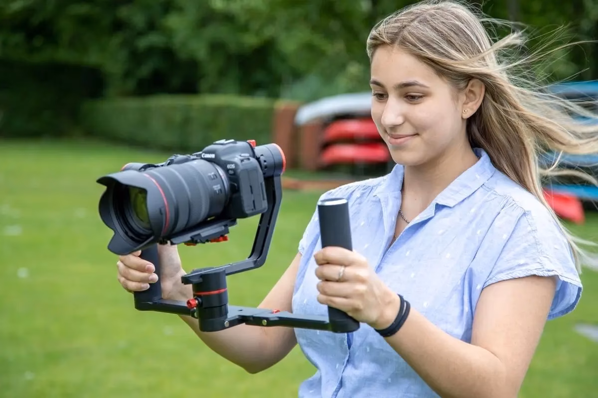 Wie hoch ist das durchschnittliche Gehalt eines Fotofachmanns in der Schweiz?