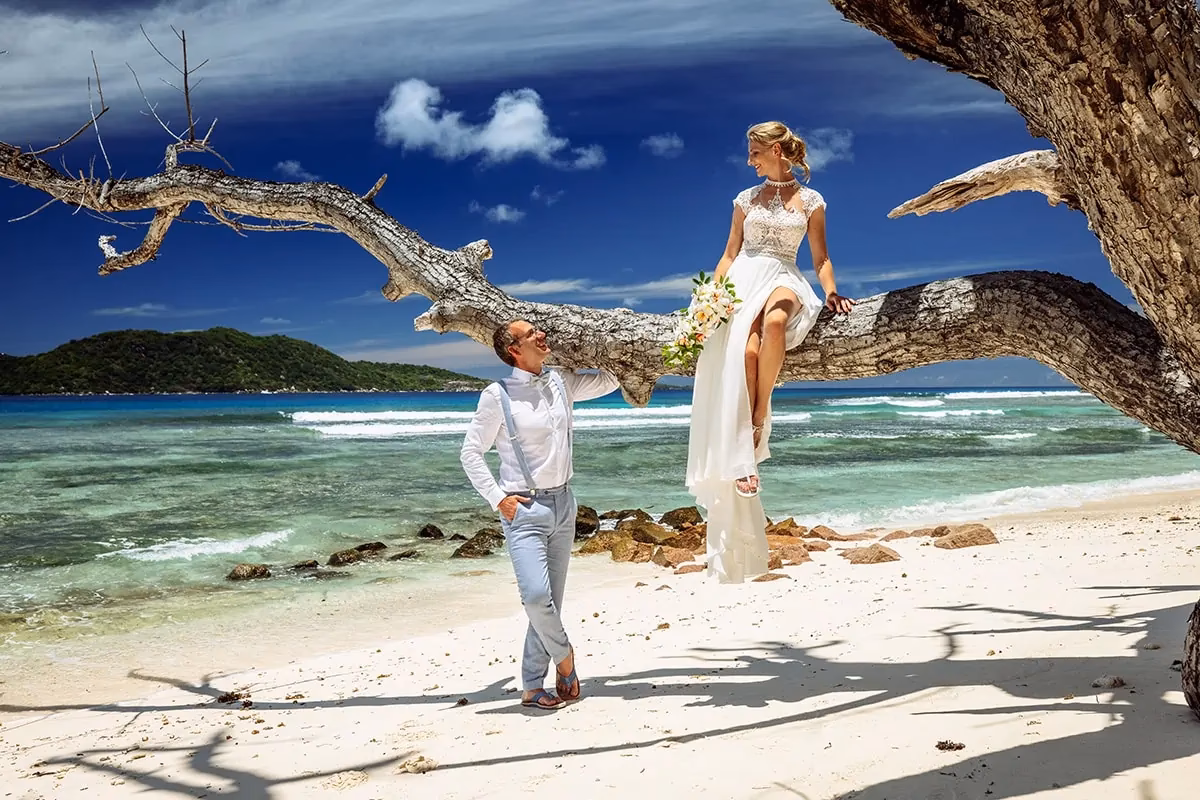 Welche Promis wohnen auf den Seychellen?