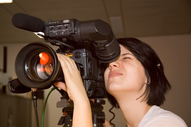 Welche Berufsbezeichnung hat ein Kameramann?