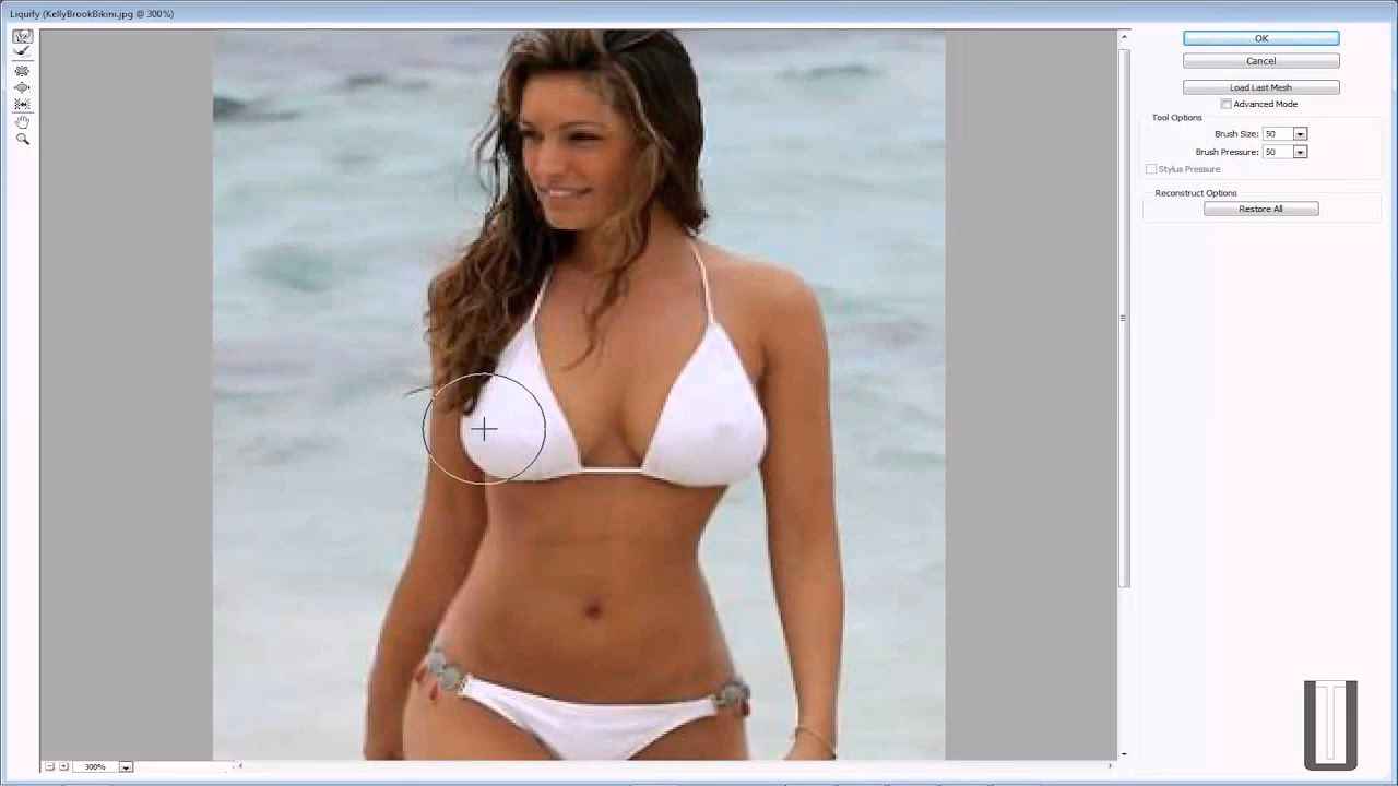 Comment agrandir les seins dans Photoshop ?