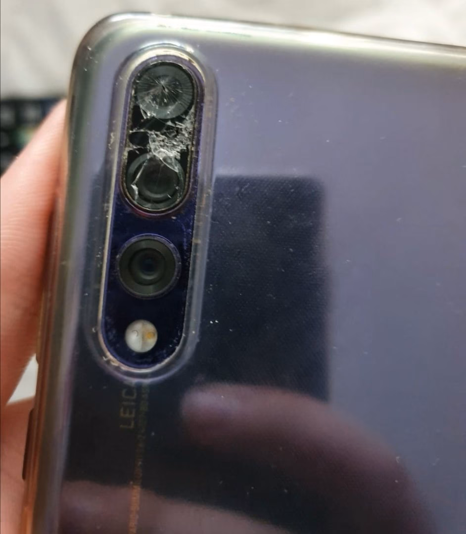 Was kostet die Display-Reparatur beim Huawei P20 Pro?