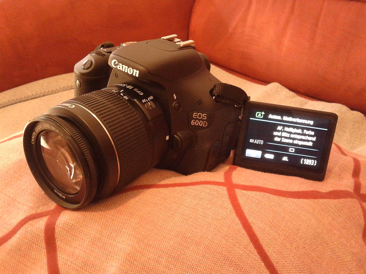 Wie alt ist die Canon EOS 600D?
