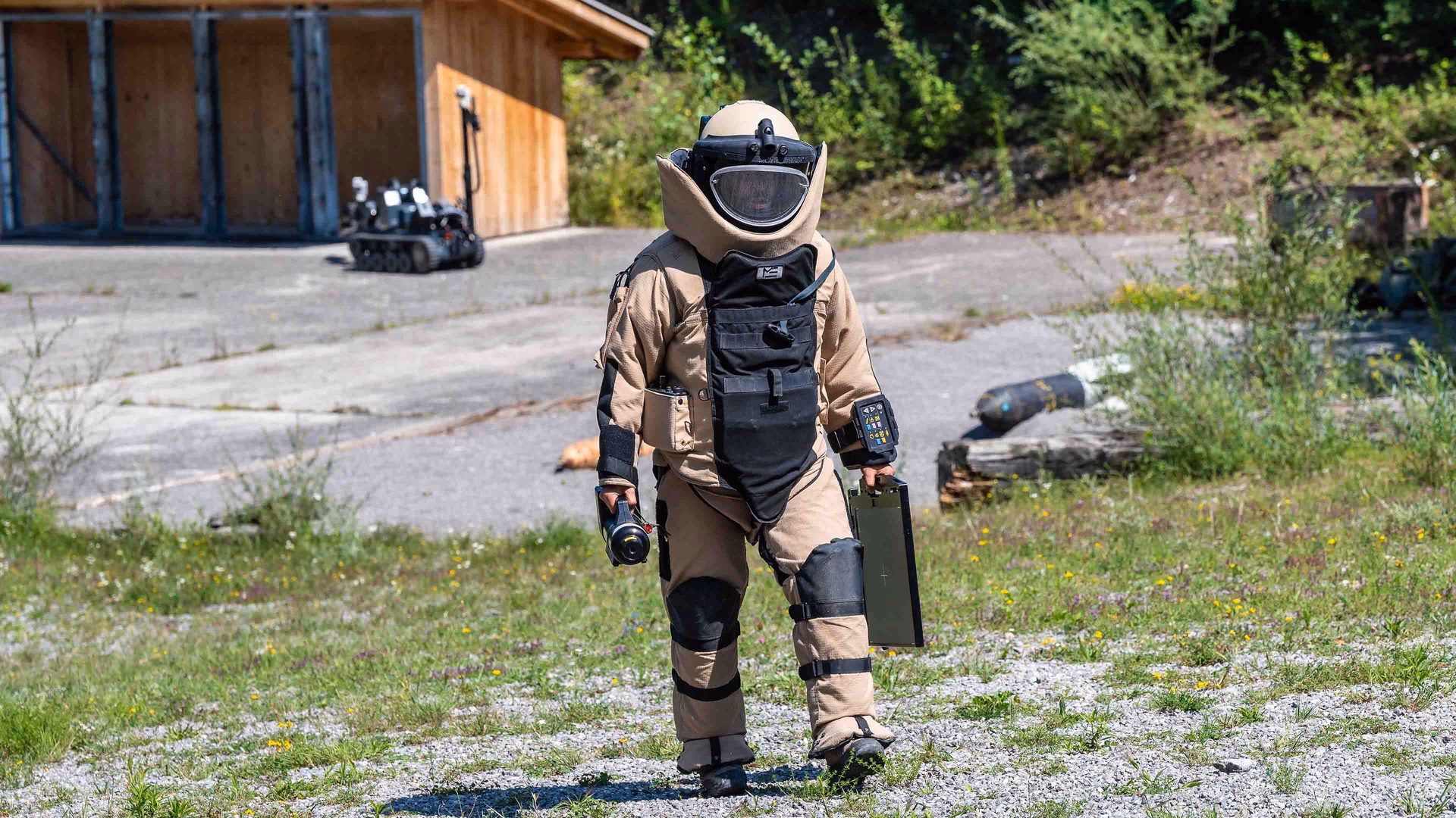 War Condor ein Ausrüster der Schweizer Armee?