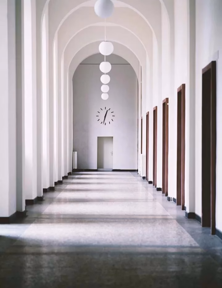 Wie viel kostet ein Studium an der Kunstakademie Düsseldorf?