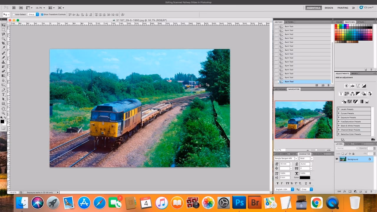 What is the resolution of the Nikon Coolscan 8000?