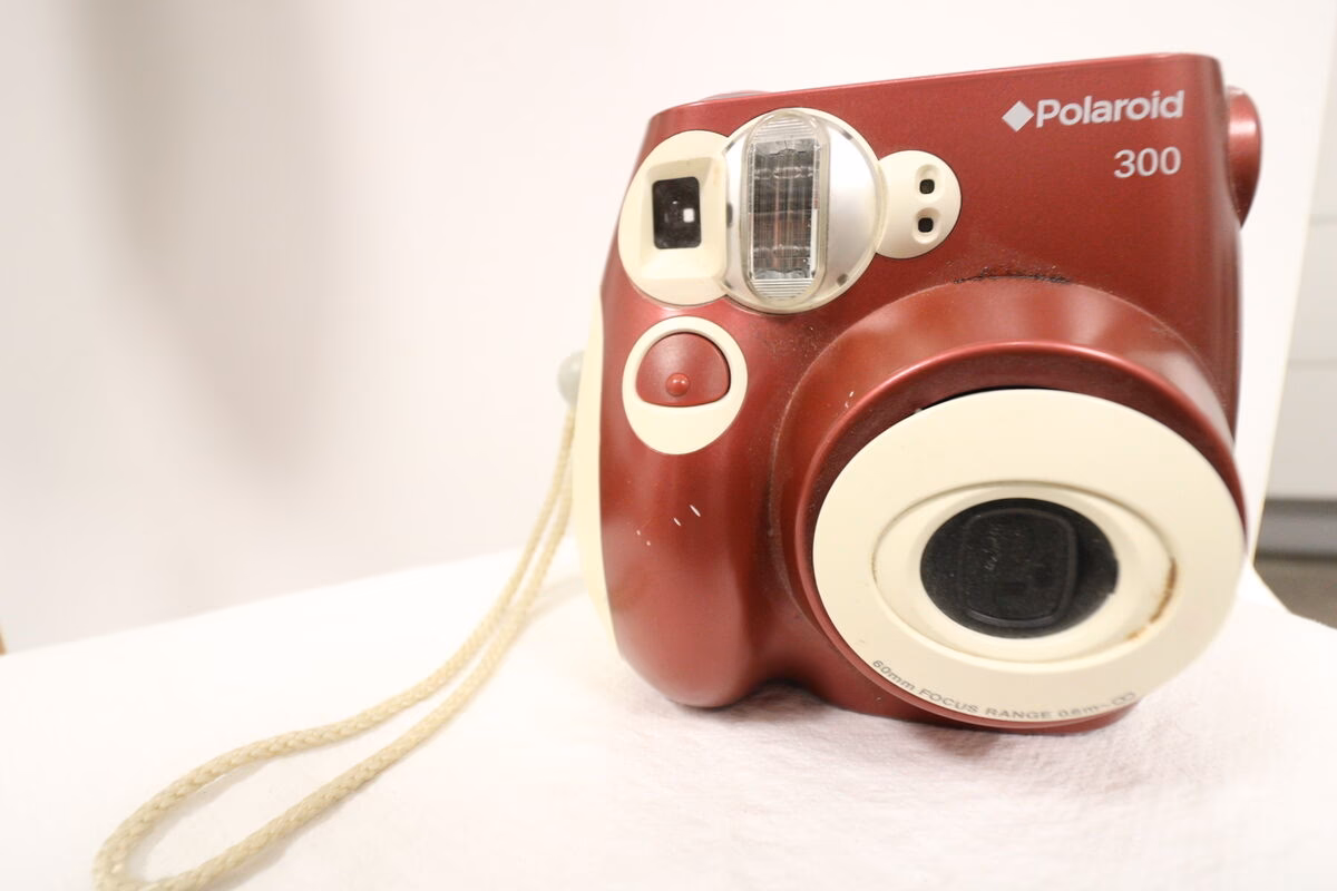 Welcher Film funktioniert in einer Polaroid 300?