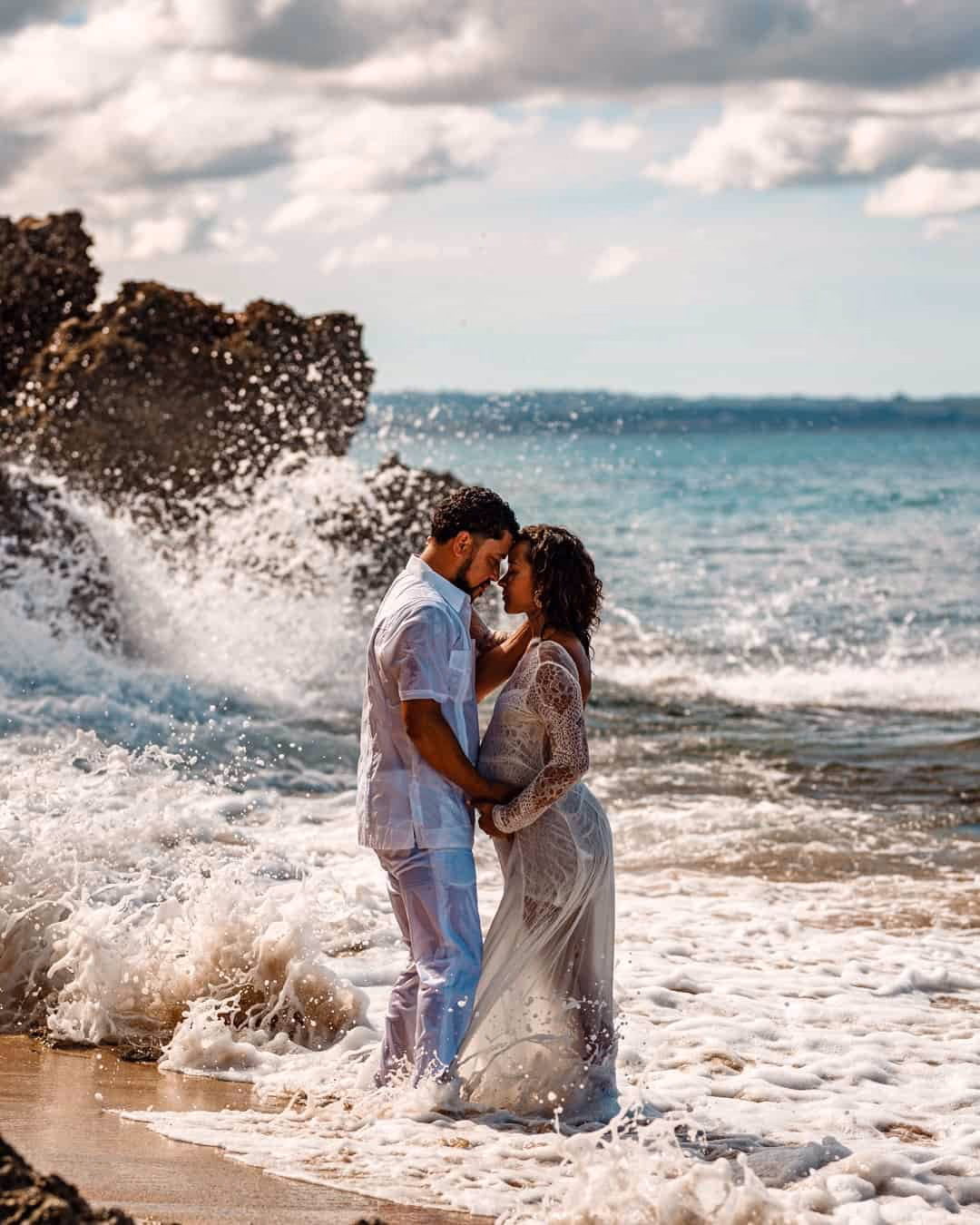 What is a trash the dress photoshoot?