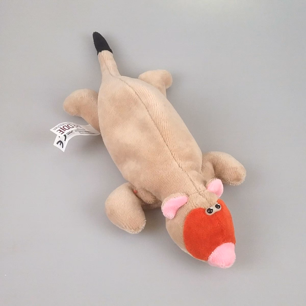 Gibt es in „… und dann kam Polly“ ein Frettchen?