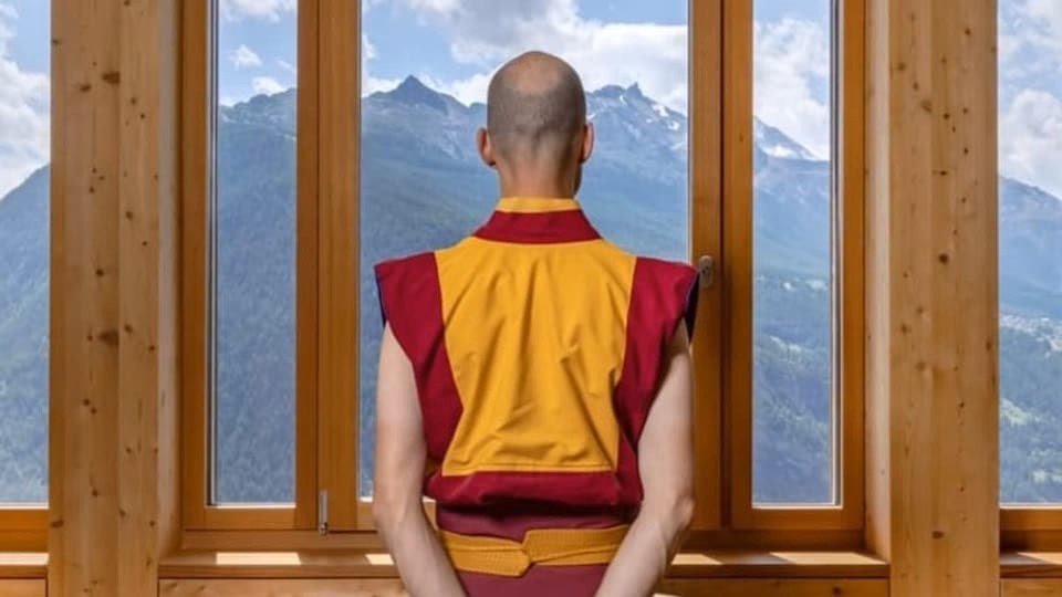 Wann und wie kam der Buddhismus in die Schweiz?