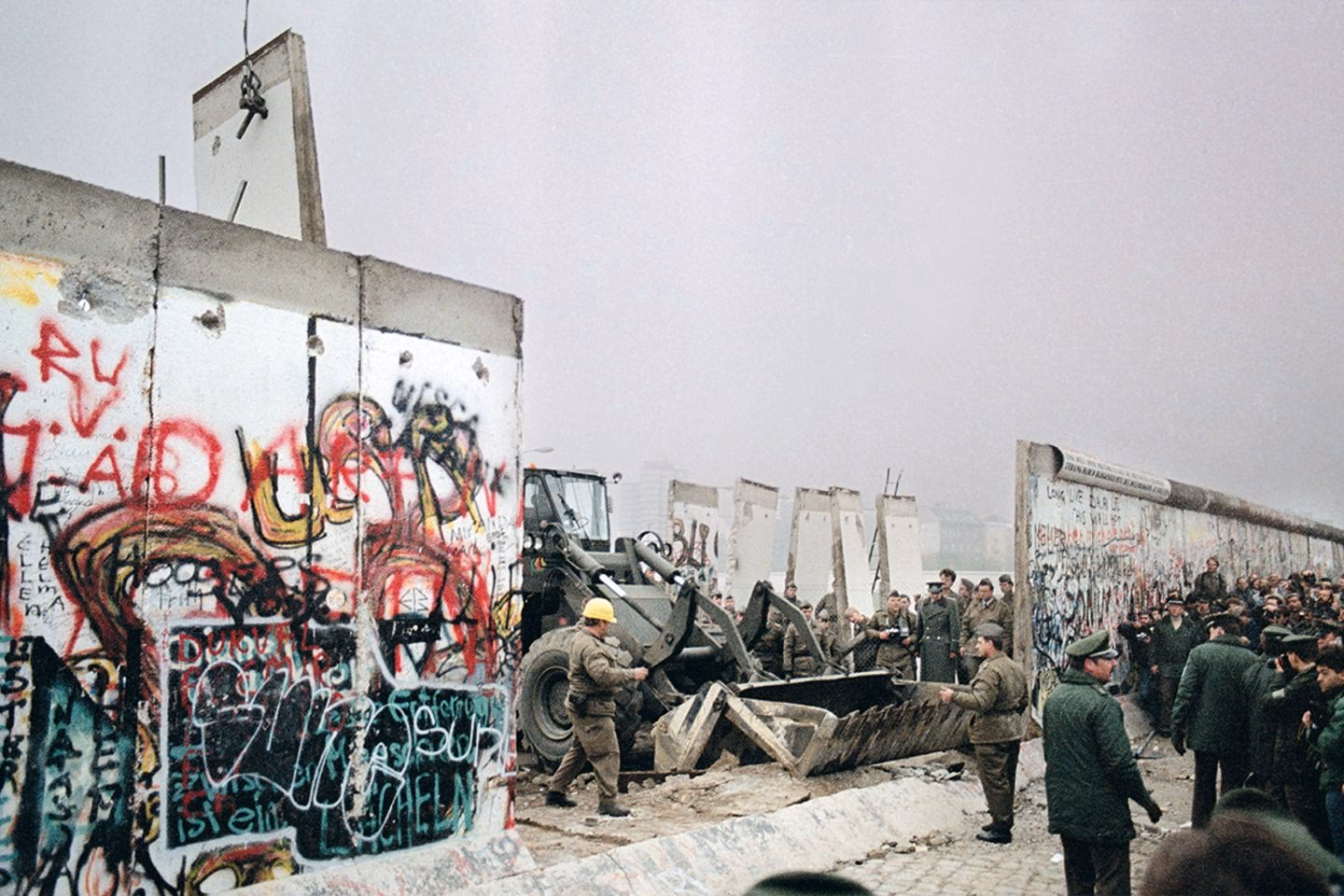 Wer hat den Mauerfall angeordnet?