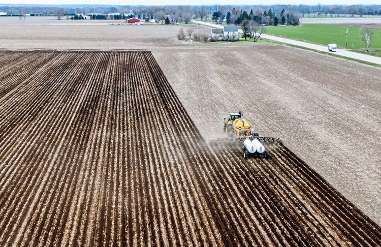 Was kostet 1 Tonne Kunstdünger?