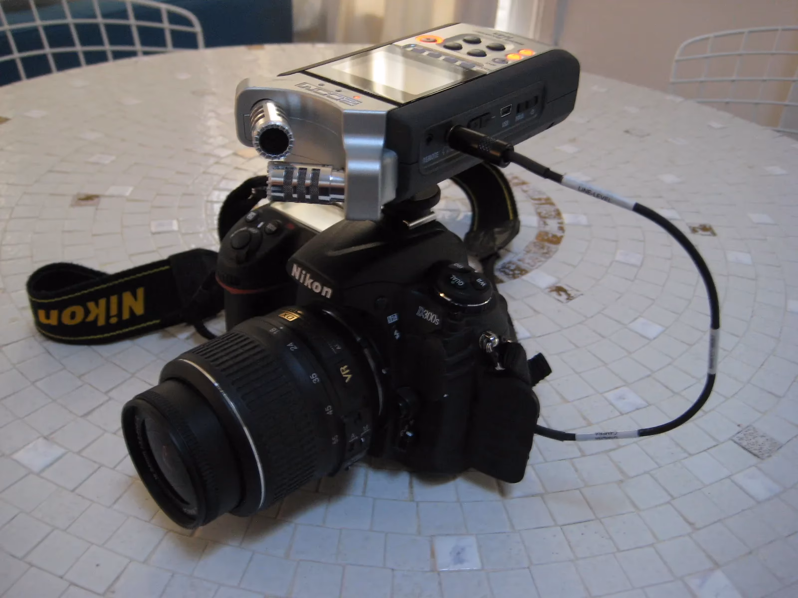 Verfügt das Zoom H4N über einen Line-Eingang?